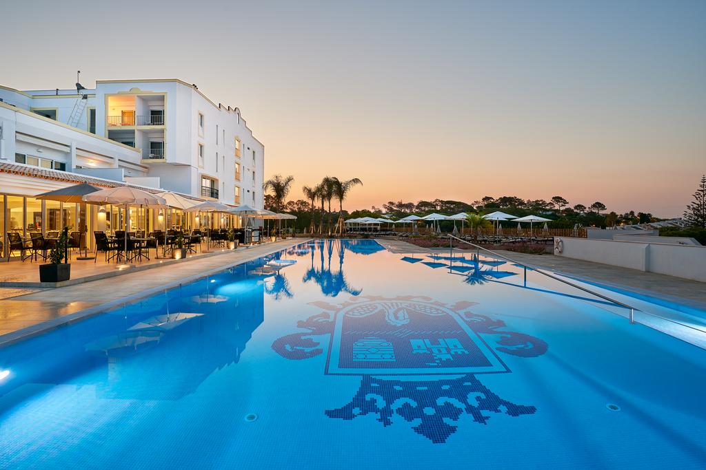 Dona Filipa Hotel & San Lorenzo Golf Course