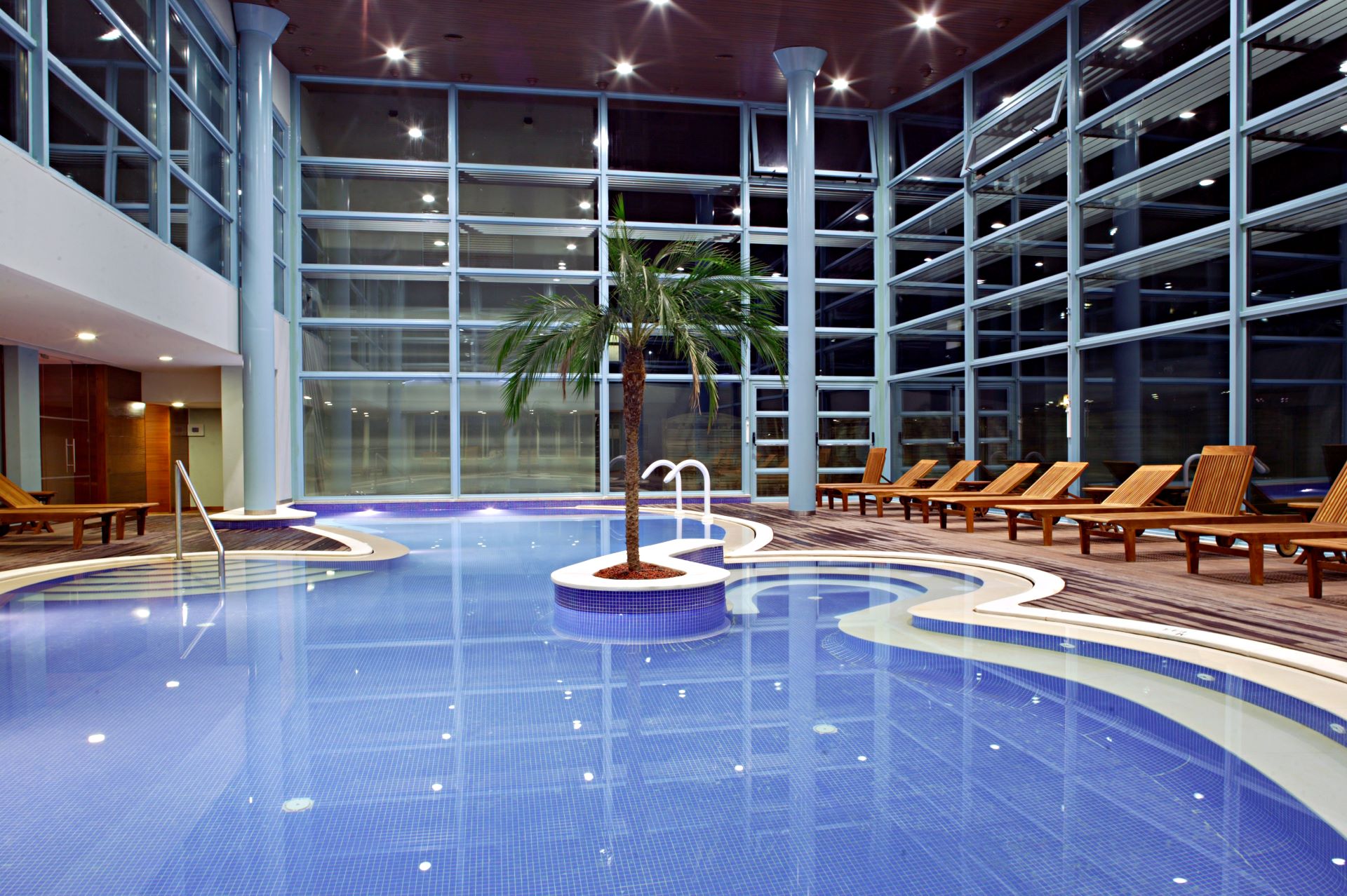 Pap indoor pool