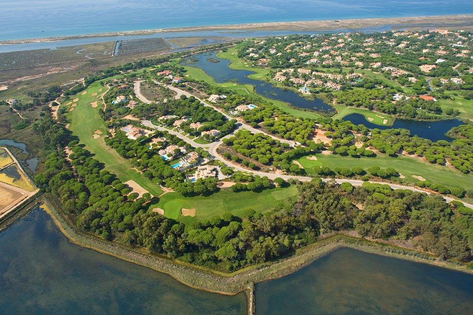 San Lorenzo Golf Course, Dona Filipa Hotel