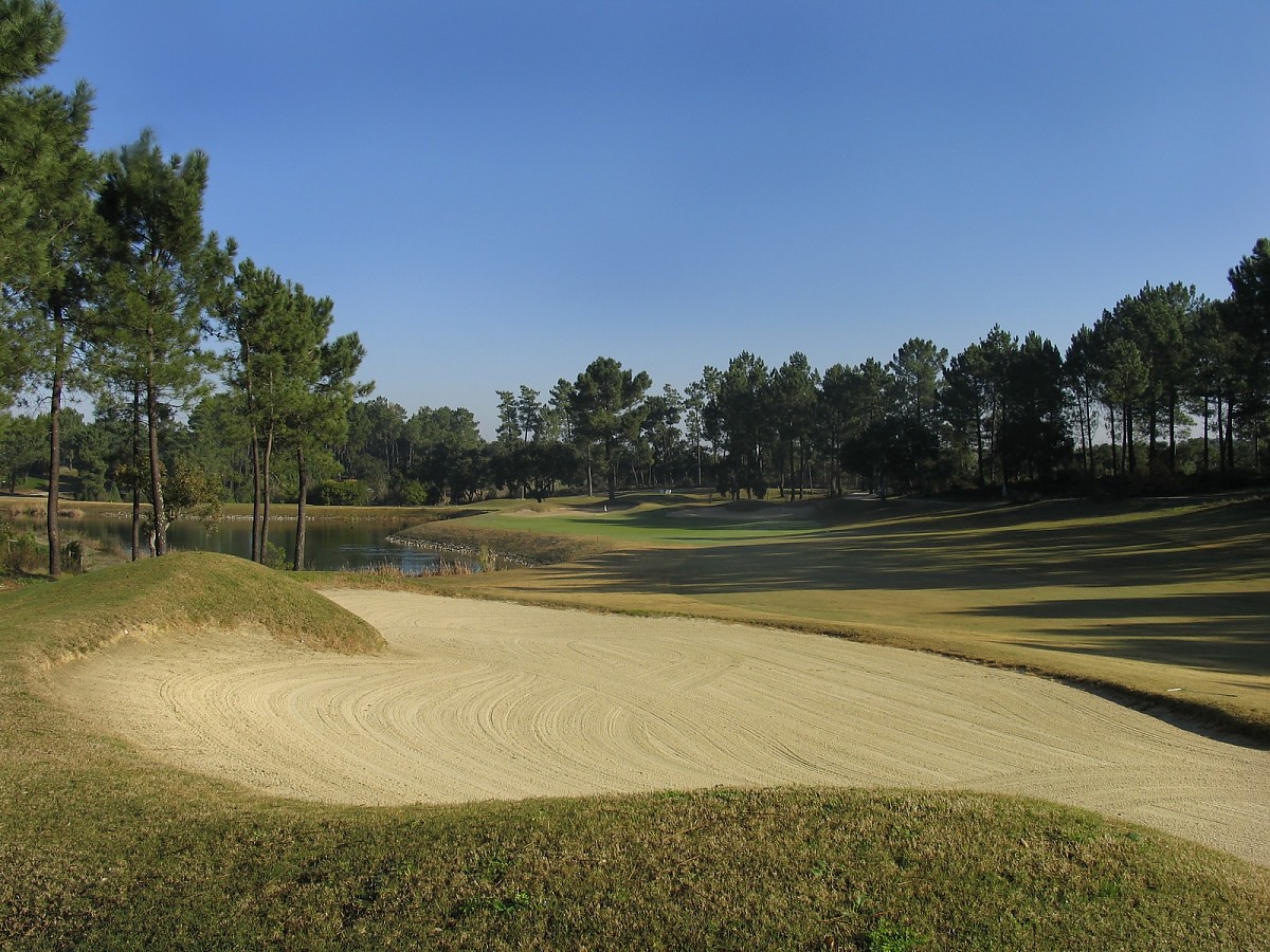 Quinta do Peru Golf Course