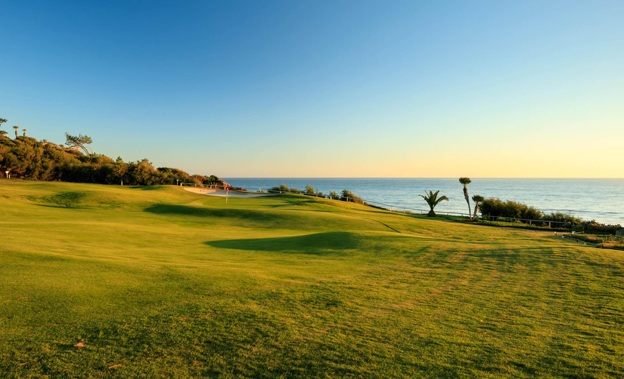 When is the best time for golf holidays in Portugal?